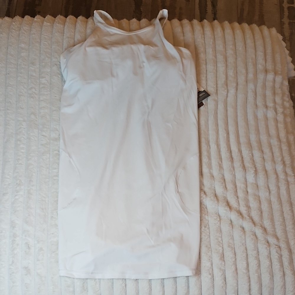 NWT Vuori White Women's Volley Dress